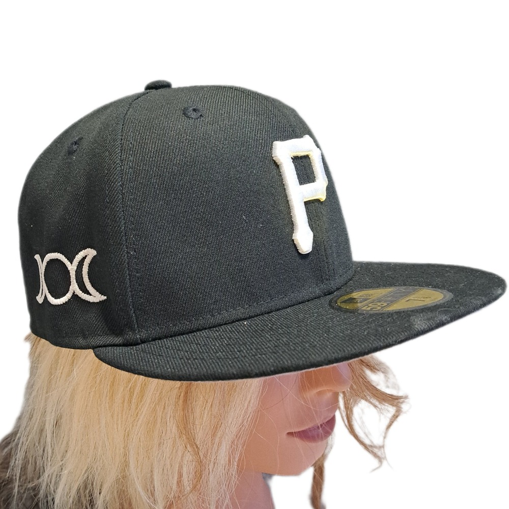 New Era Pittsburgh Pirates Fitted Hat Mens 7 1/8 Black 59FIFTY Triple Moon NEW